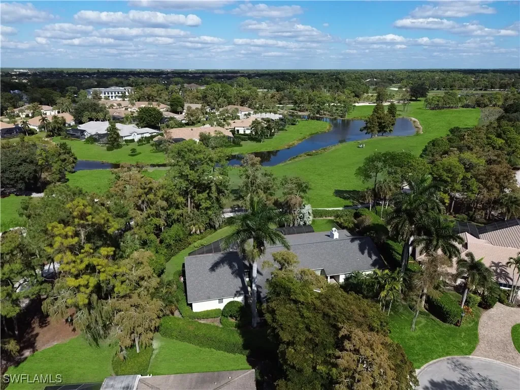 4 Stonehedge Point Naples FL 34105