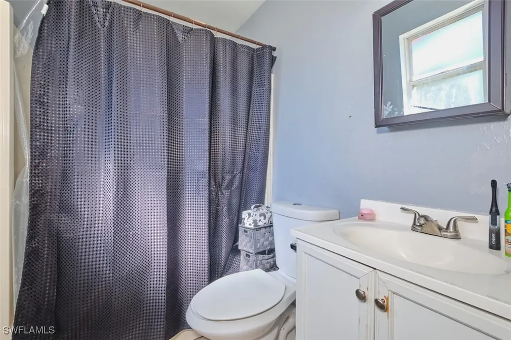 706 SW 31st Street Cape Coral FL 33914