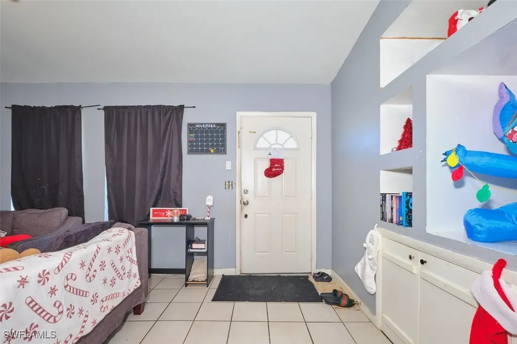 706 SW 31st Street Cape Coral FL 33914