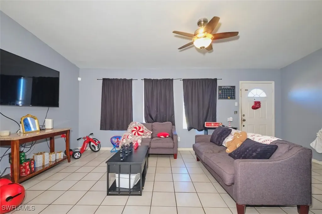 706 SW 31st Street Cape Coral FL 33914