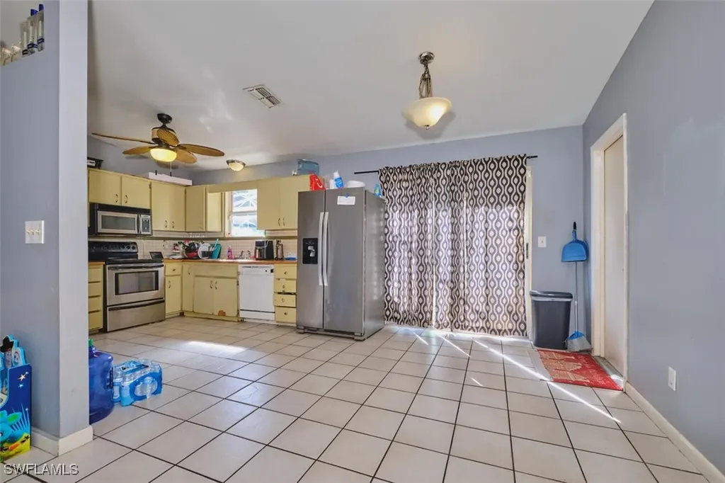 706 SW 31st Street Cape Coral FL 33914