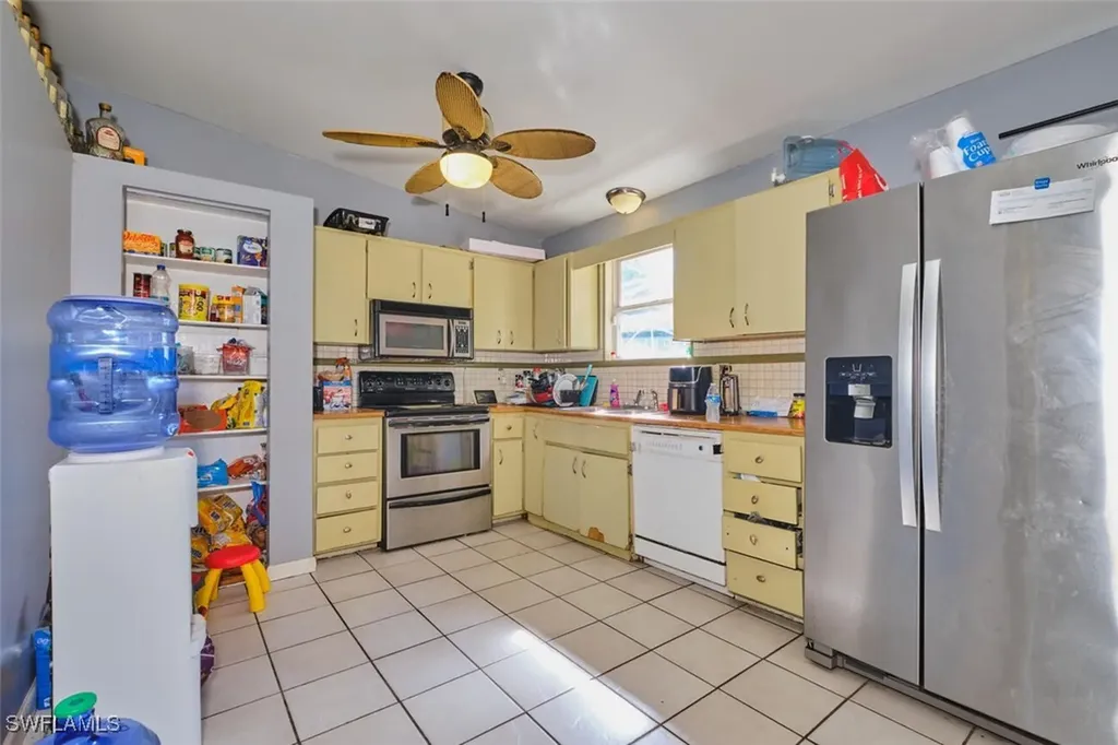 706 SW 31st Street Cape Coral FL 33914