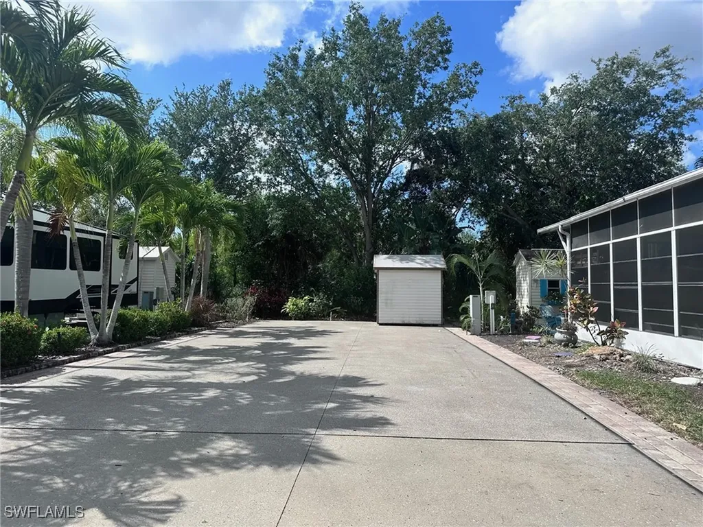 1602 Diamond Lake Circle Naples FL 34114