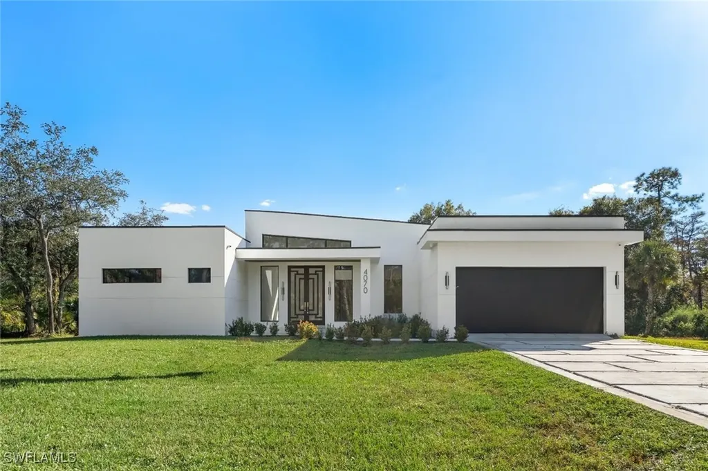 4070 24th Avenue SE Naples FL 34117