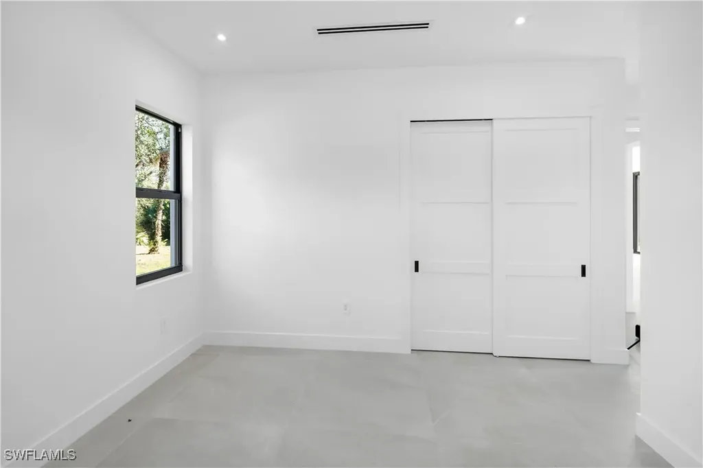4070 24th Avenue SE Naples FL 34117