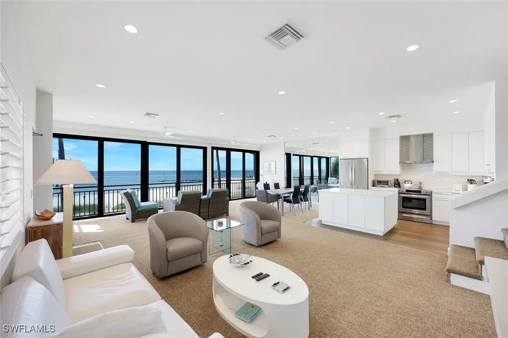2211 Gulf Shore Boulevard N Naples FL 34102