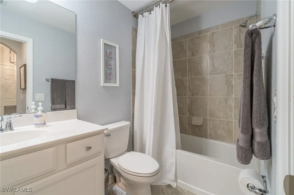 9590 Trevi Court Naples FL 34113