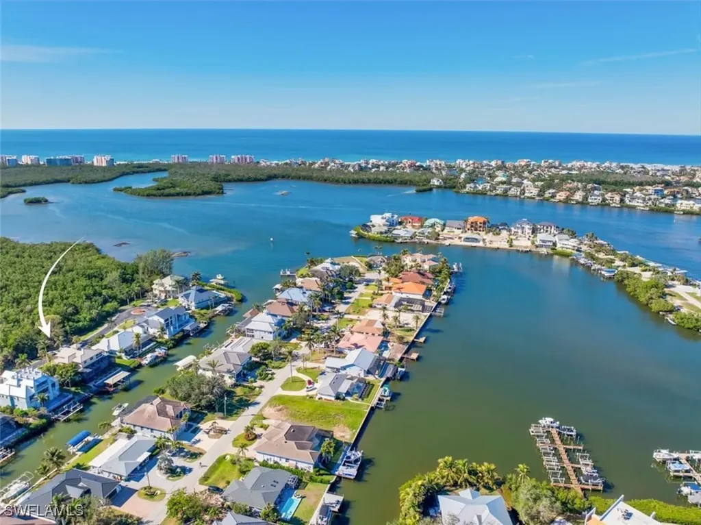223 Dolphin Cove Court Bonita Springs FL 34134