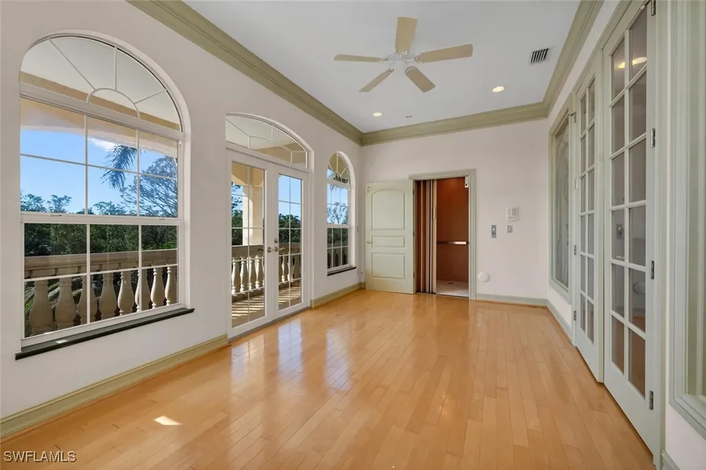223 Dolphin Cove Court Bonita Springs FL 34134