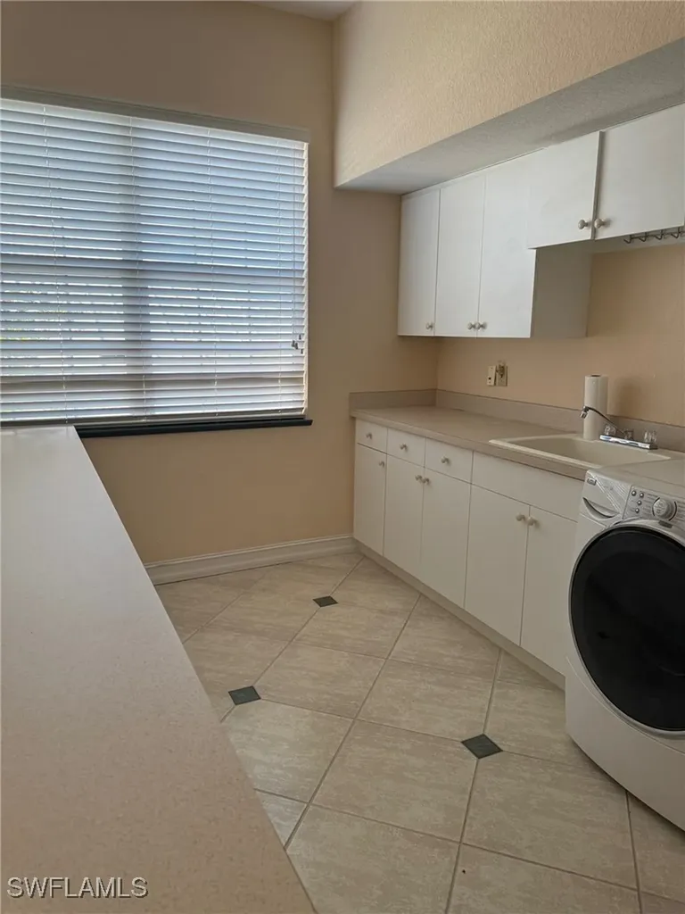223 Dolphin Cove Court Bonita Springs FL 34134