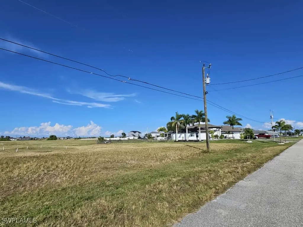 3405 NW 6th Street Cape Coral FL 33993