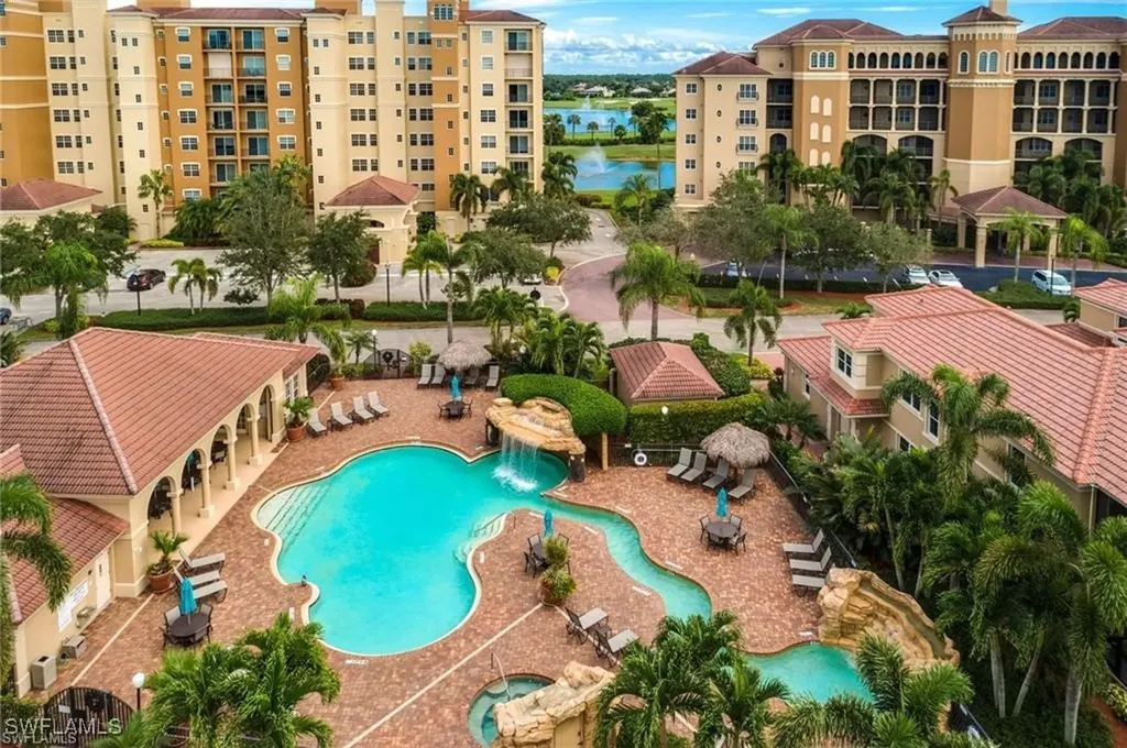 570 El Camino Real Naples FL 34119