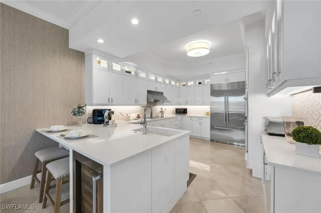 570 El Camino Real Naples FL 34119