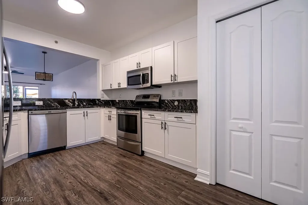 7835 Regal Heron Circle Naples FL 34104