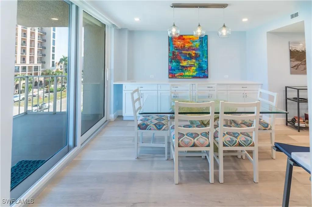 10691 Gulf Shore Drive Naples FL 34108