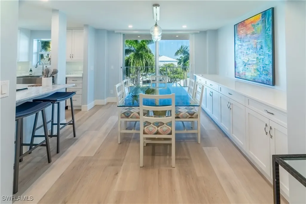 10691 Gulf Shore Drive Naples FL 34108
