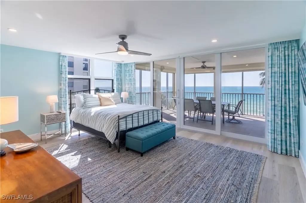 10691 Gulf Shore Drive Naples FL 34108