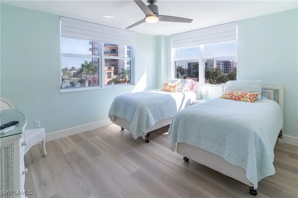 10691 Gulf Shore Drive Naples FL 34108