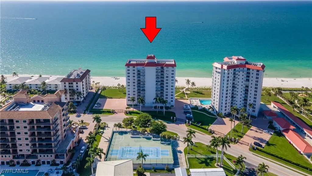 10691 Gulf Shore Drive Naples FL 34108
