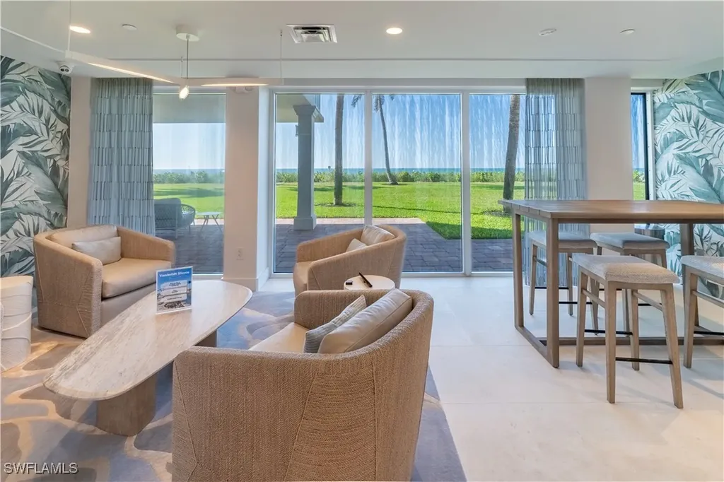 10691 Gulf Shore Drive Naples FL 34108