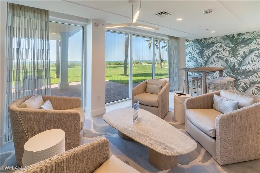 10691 Gulf Shore Drive Naples FL 34108