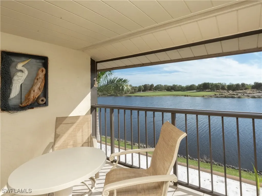 1532 Mainsail Drive Naples FL 34114