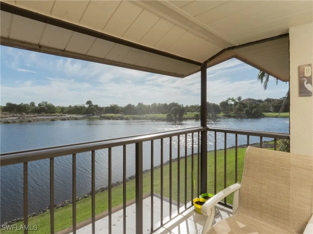 1532 Mainsail Drive Naples FL 34114