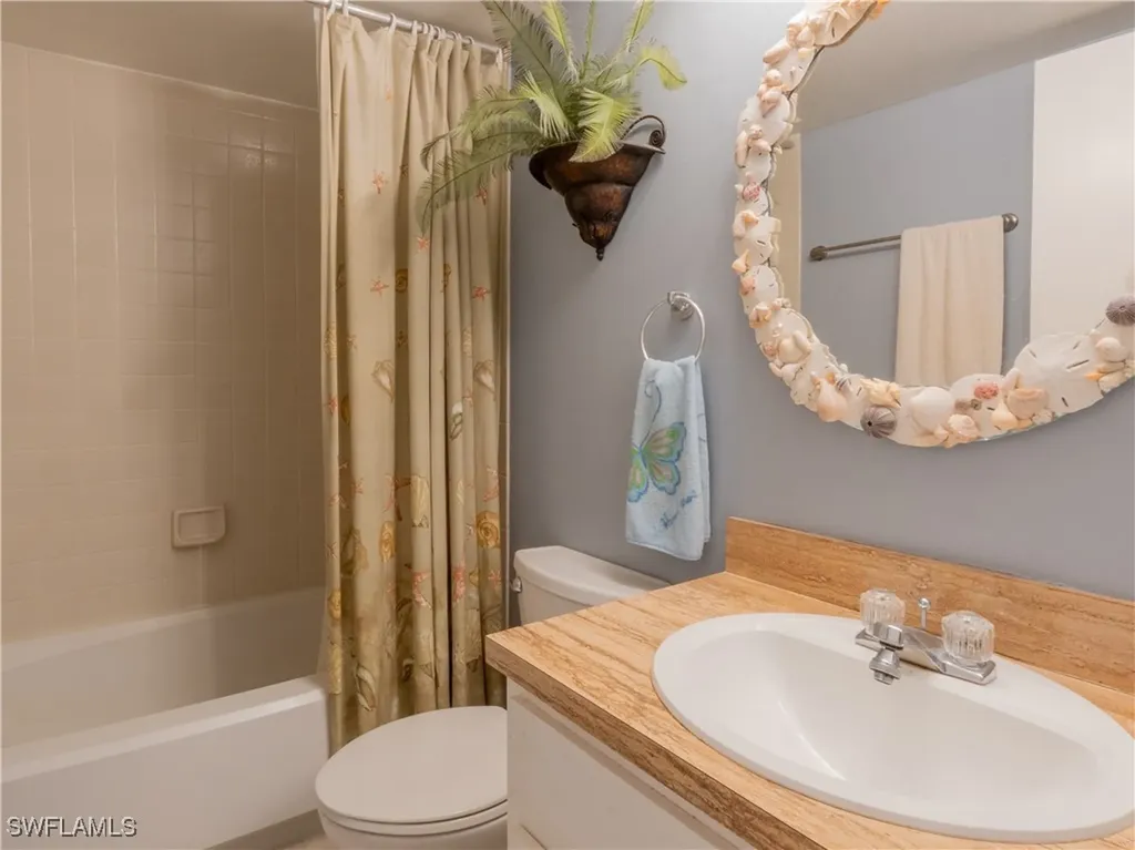 1532 Mainsail Drive Naples FL 34114