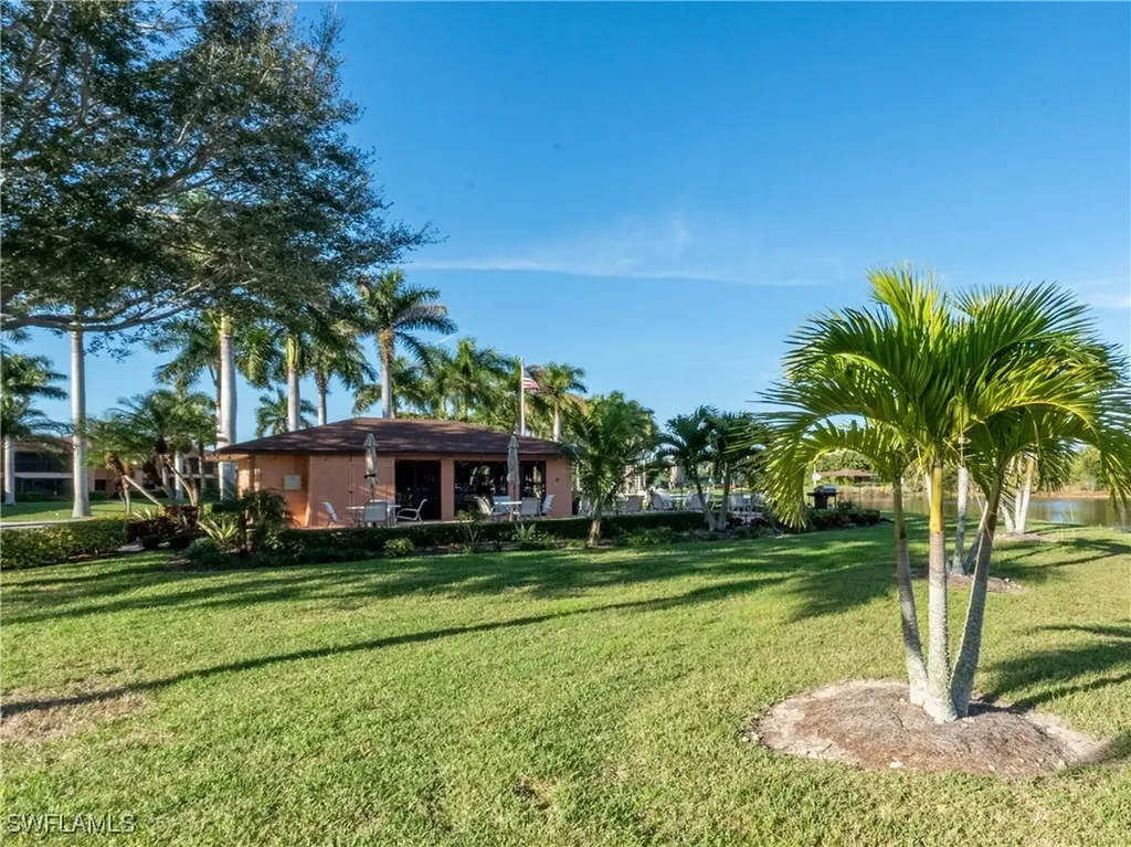 1532 Mainsail Drive Naples FL 34114