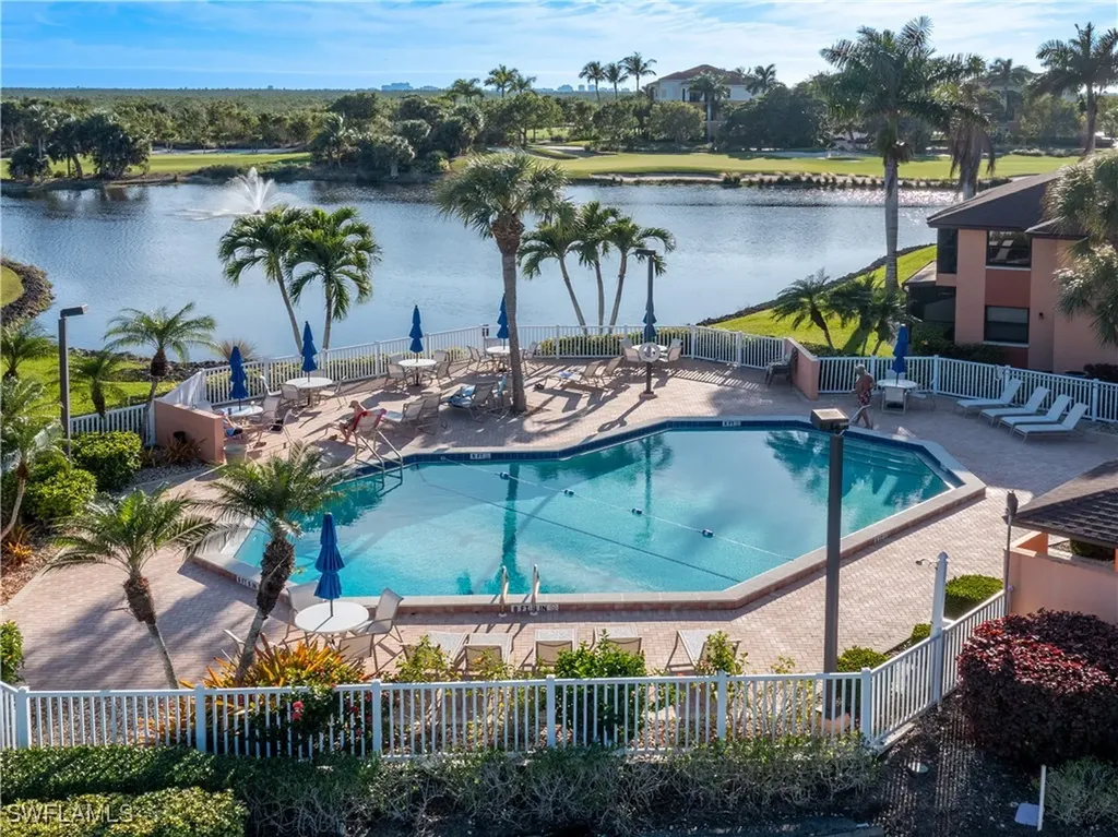 1532 Mainsail Drive Naples FL 34114