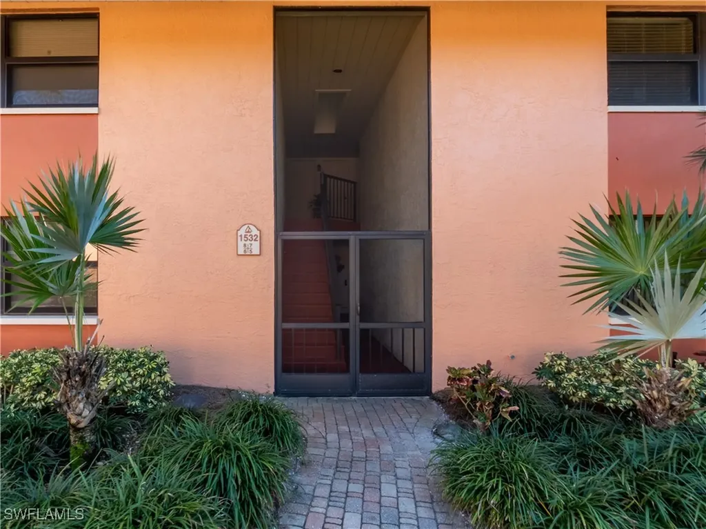 1532 Mainsail Drive Naples FL 34114