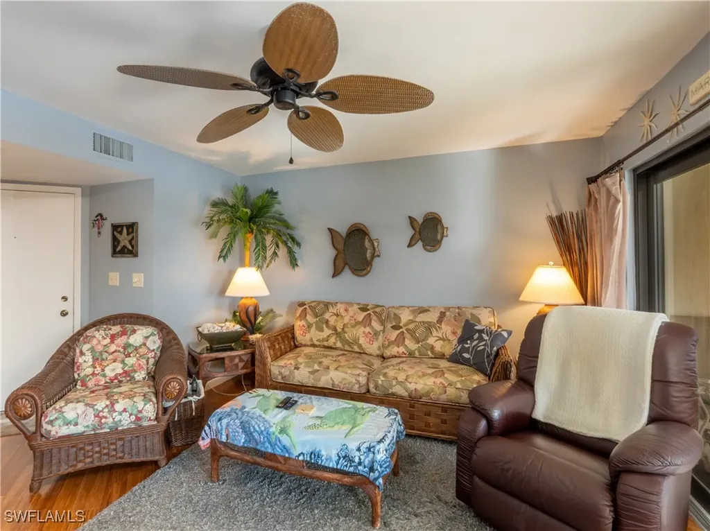 1532 Mainsail Drive Naples FL 34114