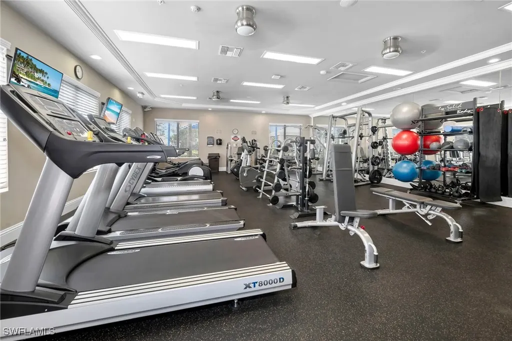 6522 Monterey Point Naples FL 34105