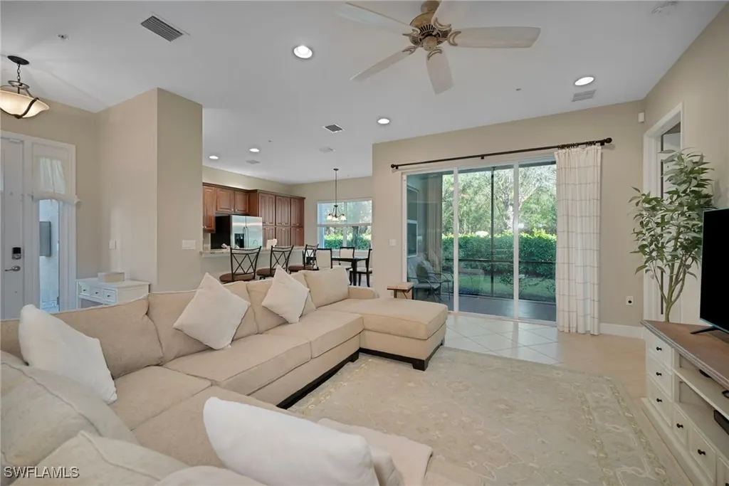 6522 Monterey Point Naples FL 34105