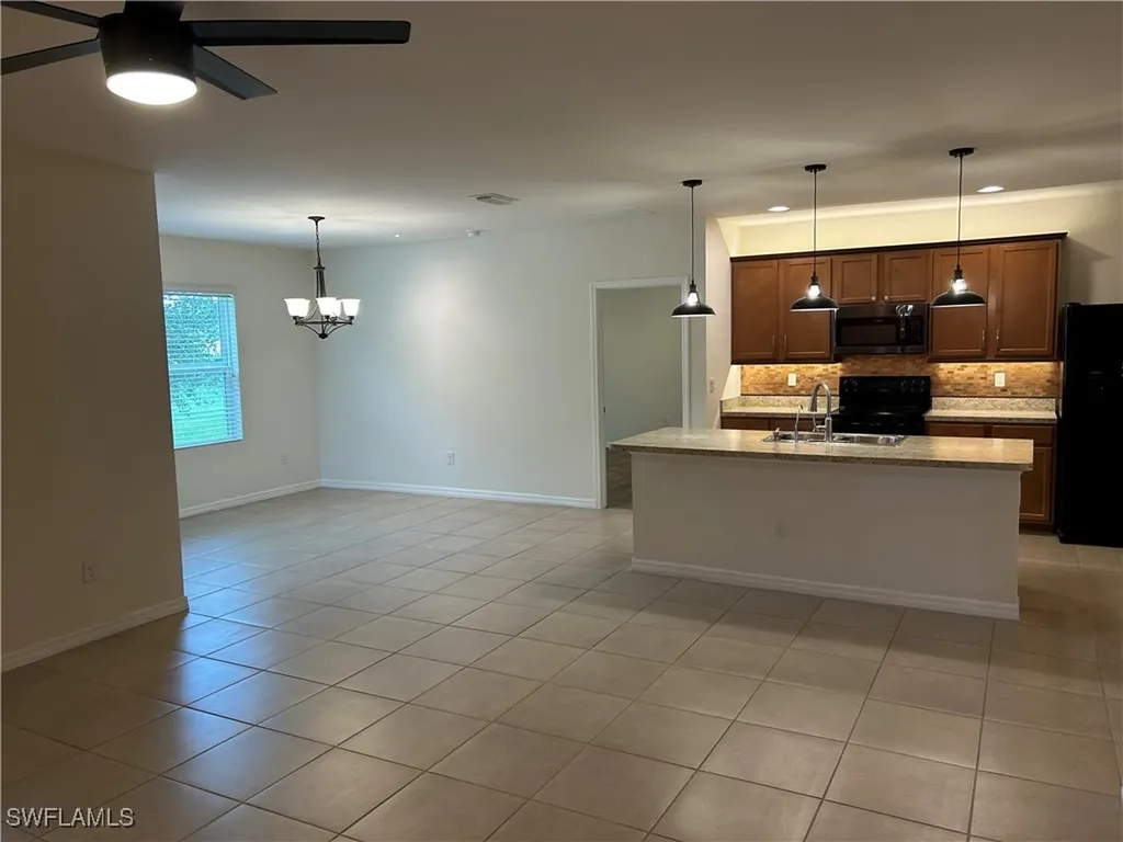 2837 NW 2nd Terrace Cape Coral FL 33993