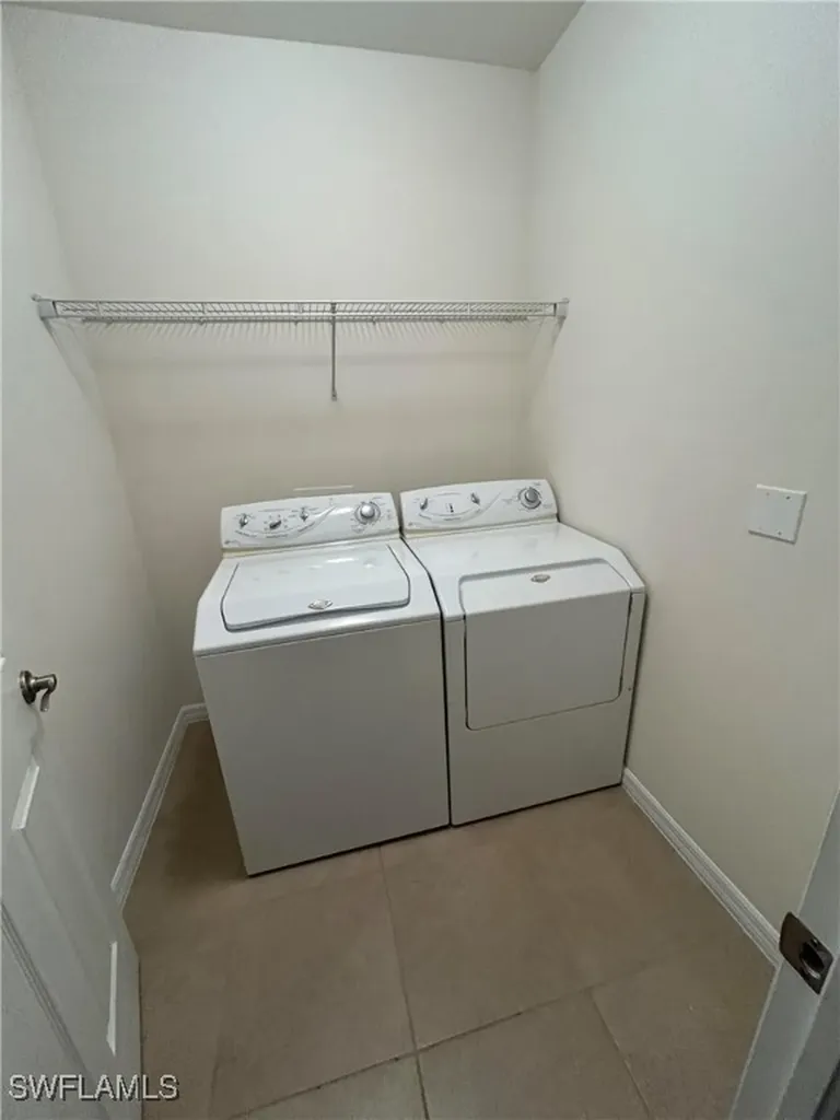 2837 NW 2nd Terrace Cape Coral FL 33993