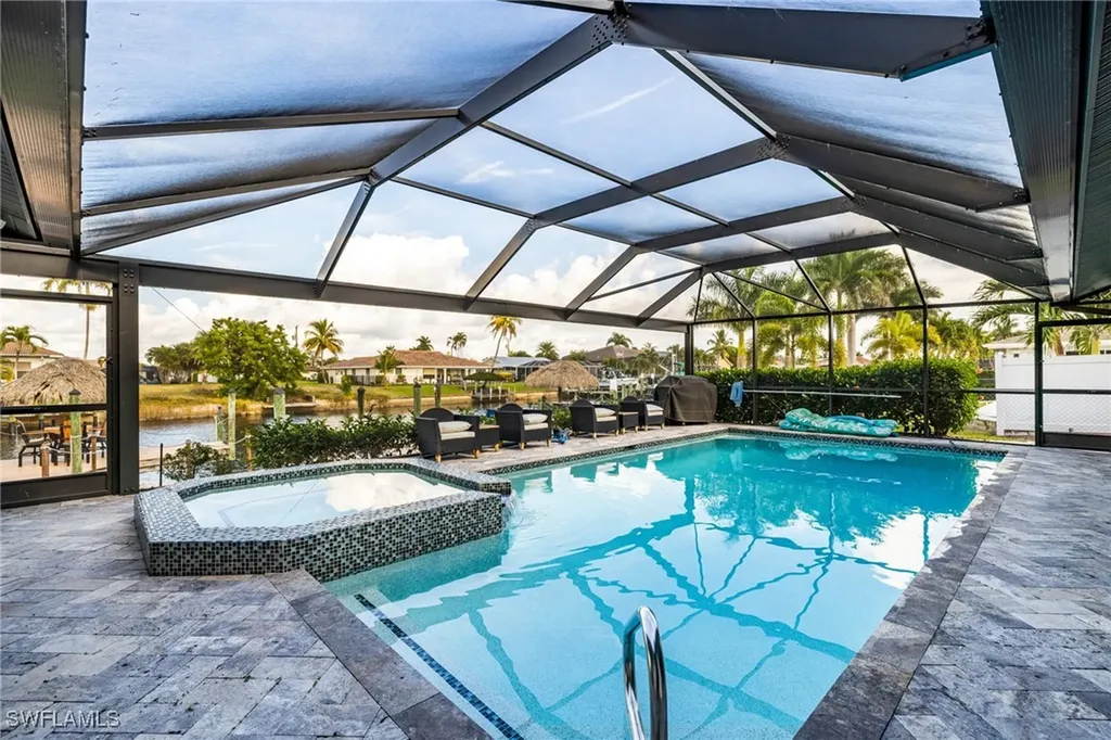 1911 SE 32nd Terrace Cape Coral FL 33904