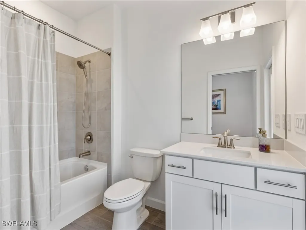 19070 Hanley Boulevard Estero FL 33928