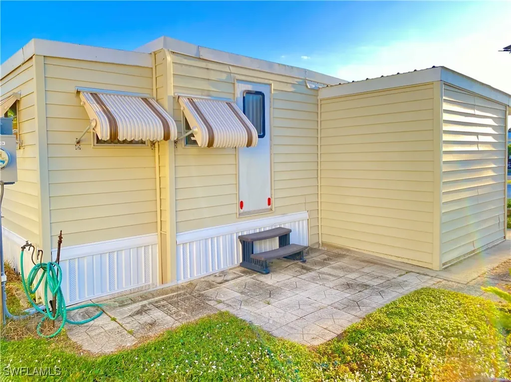 14 Pearl Drive Naples FL 34114