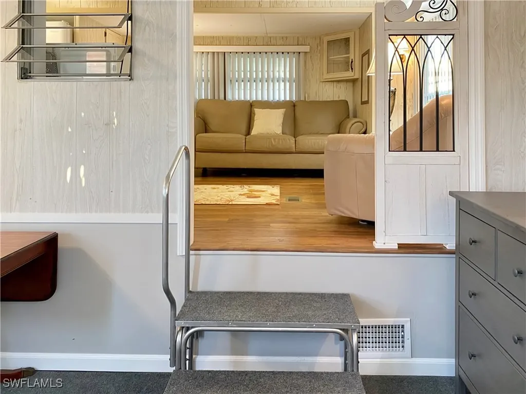 14 Pearl Drive Naples FL 34114