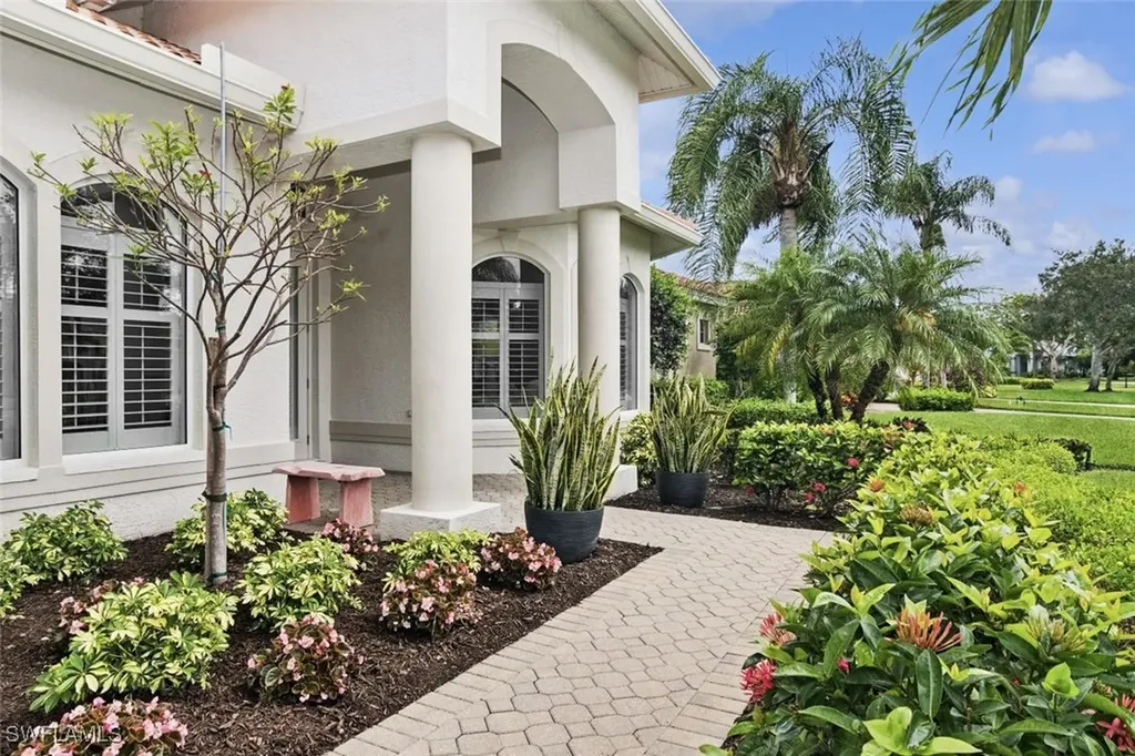 8991 Mustang Island Circle Naples FL 34113