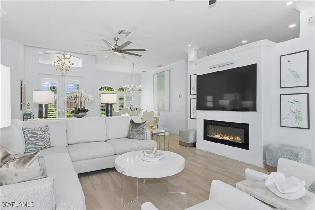 8991 Mustang Island Circle Naples FL 34113