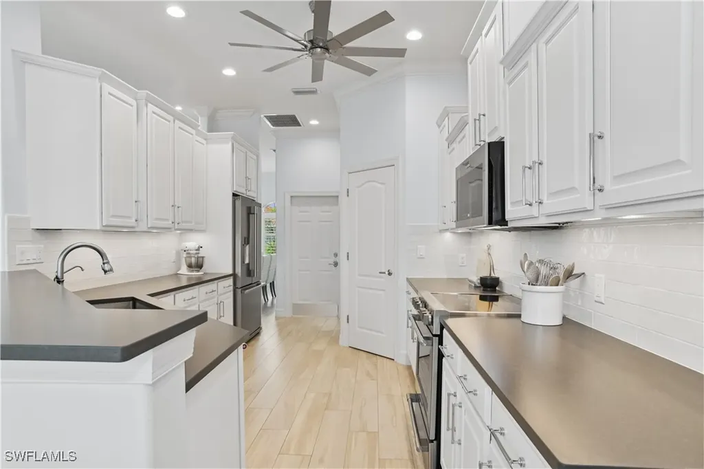 8991 Mustang Island Circle Naples FL 34113