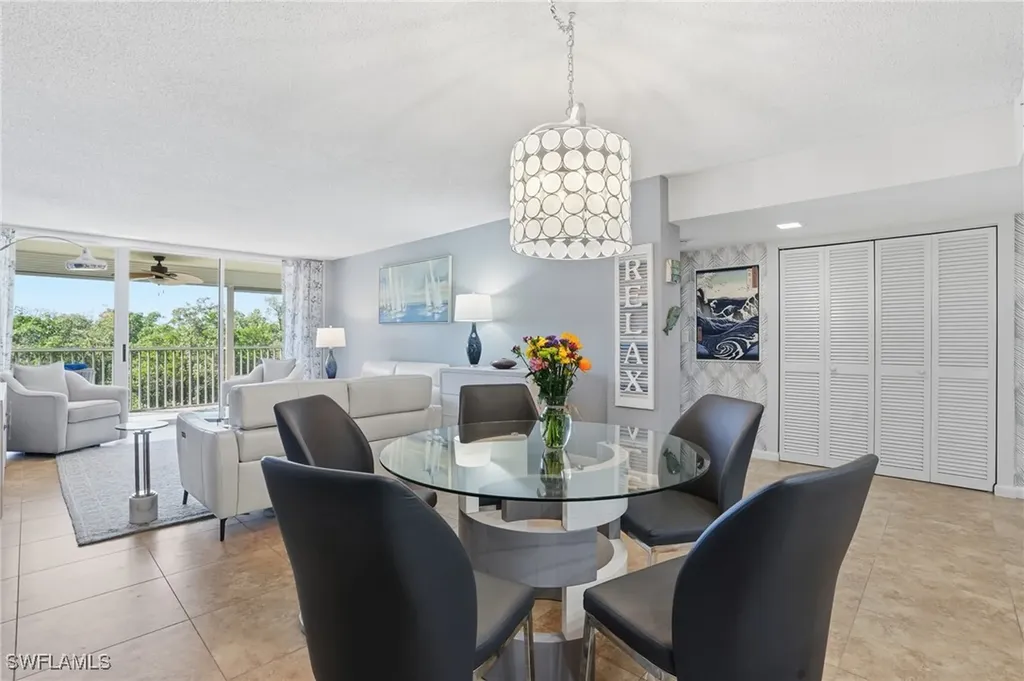 5 Bluebill Avenue Naples FL 34108