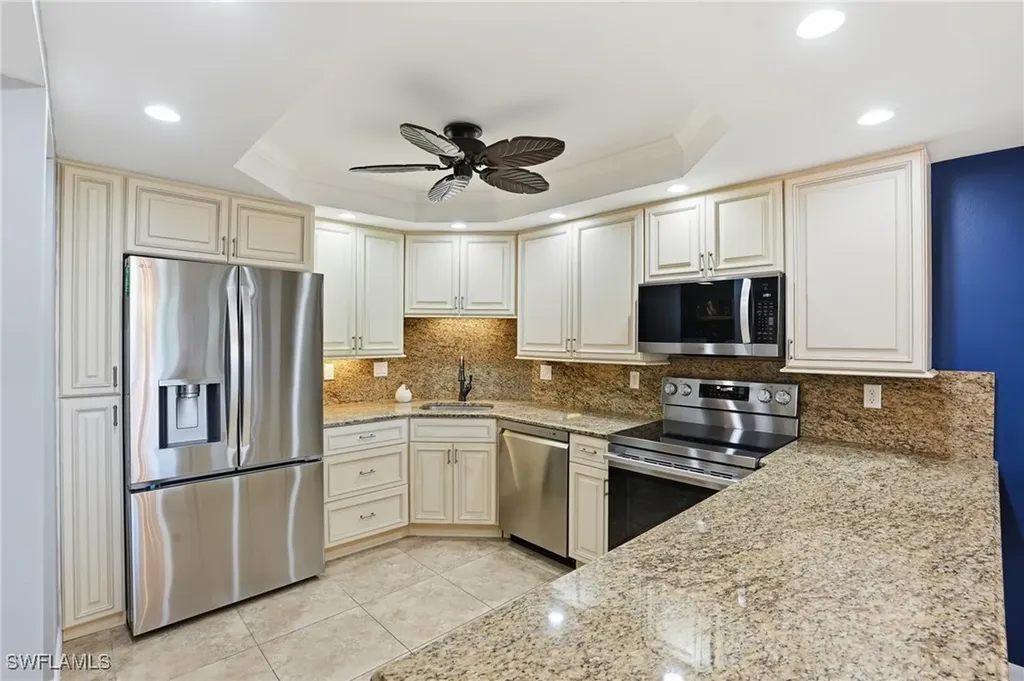 5 Bluebill Avenue Naples FL 34108