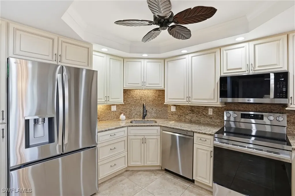 5 Bluebill Avenue Naples FL 34108