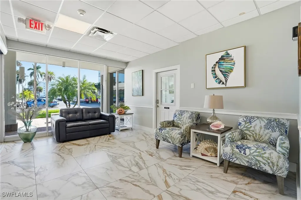 5 Bluebill Avenue Naples FL 34108