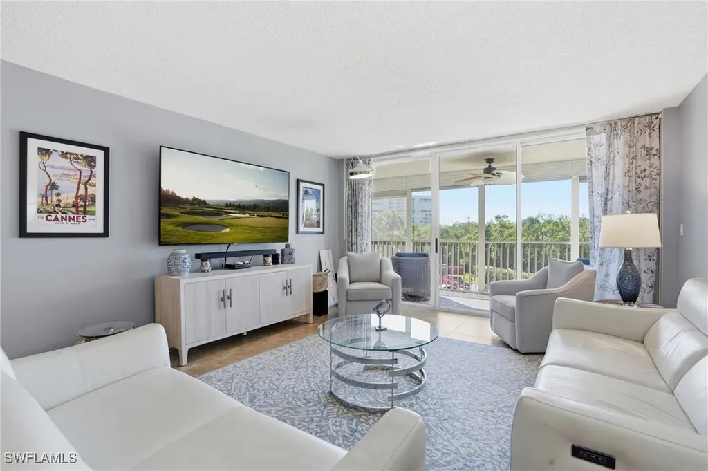 5 Bluebill Avenue Naples FL 34108