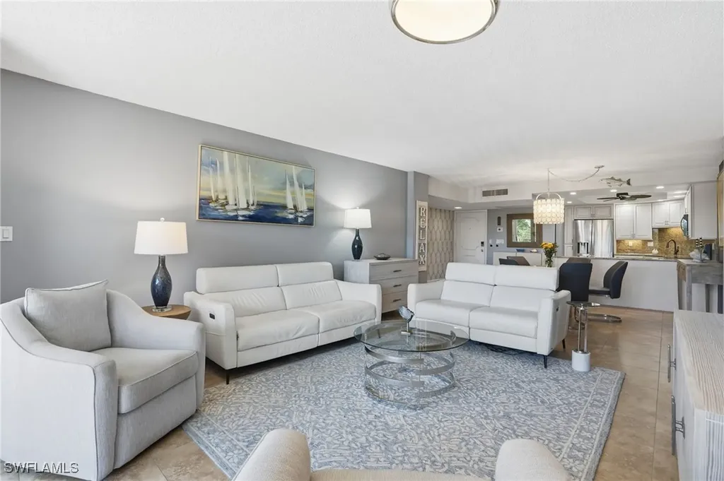 5 Bluebill Avenue Naples FL 34108