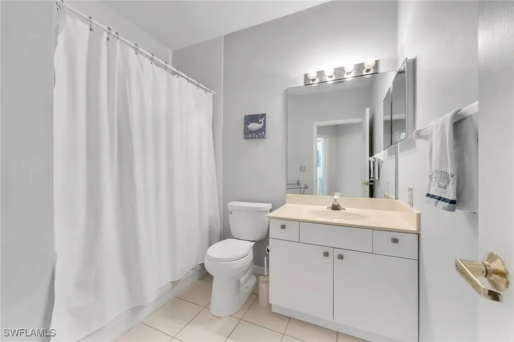 3421 Pointe Creek Court Bonita Springs FL 34134